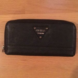 Guess Wallet